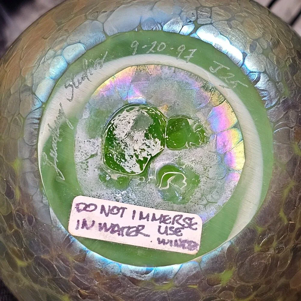 Vintage Lundberg Studios Signed Iridescent Studio Art Glass Vase 10” 1997